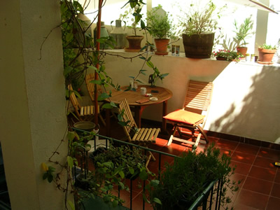 Mouraria terrace september 2007