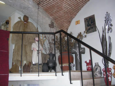 Portuguese traditional handicraft shop Santos Oficios inside1