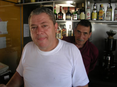 Restaurant Guarde Rio Cais do Sodre river Tagus views owner