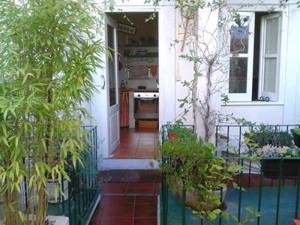 Lisbon apartment Mouraria terrace garden