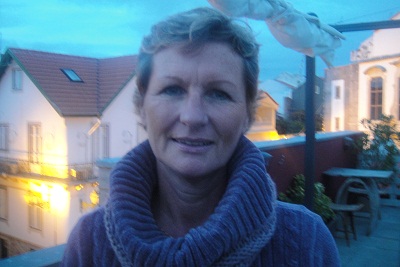 Cascais House of Wonders gallery cafe recycled boat furniture 3Anna de Bruin owner