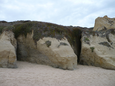Meco nudist beach and argil cliffs 2